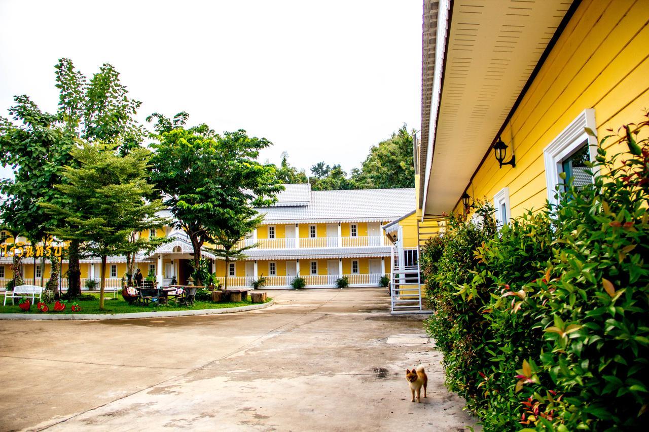 Raiwin Buri Resort Phrae Exteriér fotografie
